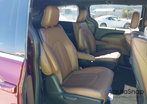 2021 Chrysler Pacifica Hybrid Limited from USA, damaged, VIN 2C4RC1S79MR507523